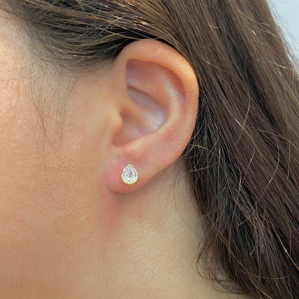 Brinco Gota Ouro 18K